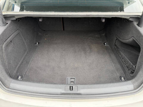 2015 Audi A4 2.0T quattro Premium Plus