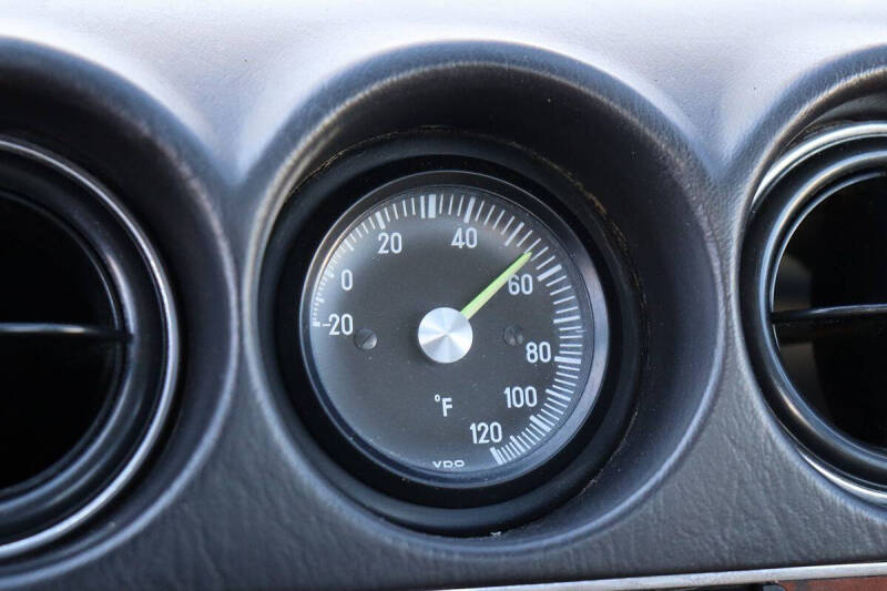 1988 Mercedes-Benz 560-Class 560 SL