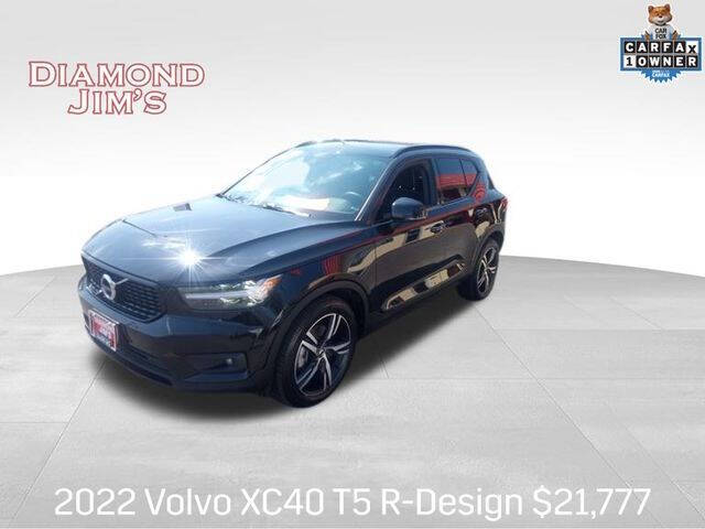 2022 Volvo XC40 T5 R-Design