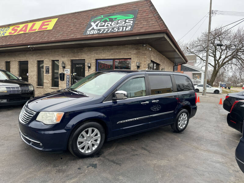 2012 Chrysler Town and Country for sale at Xpress Auto Sales in Roseville MI