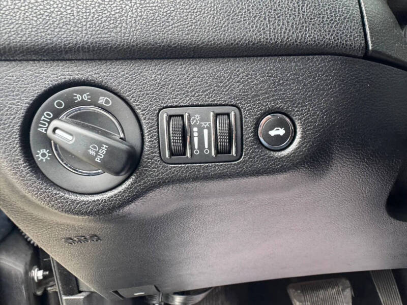 2023 Chrysler 300 S V6