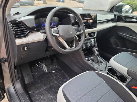 2025 Volkswagen Taos S