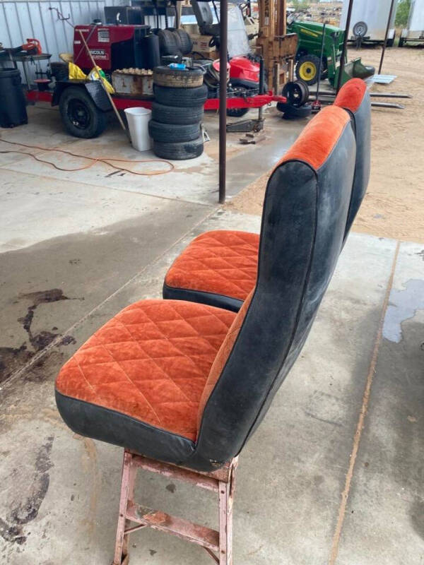 MULTI USE  BUCKET SEATS