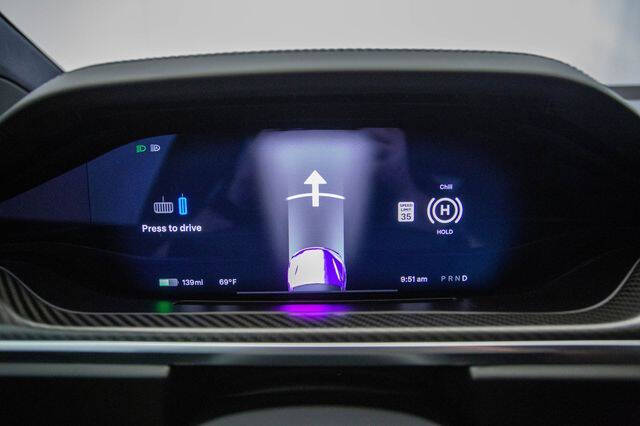 2022 Tesla Model X Plaid