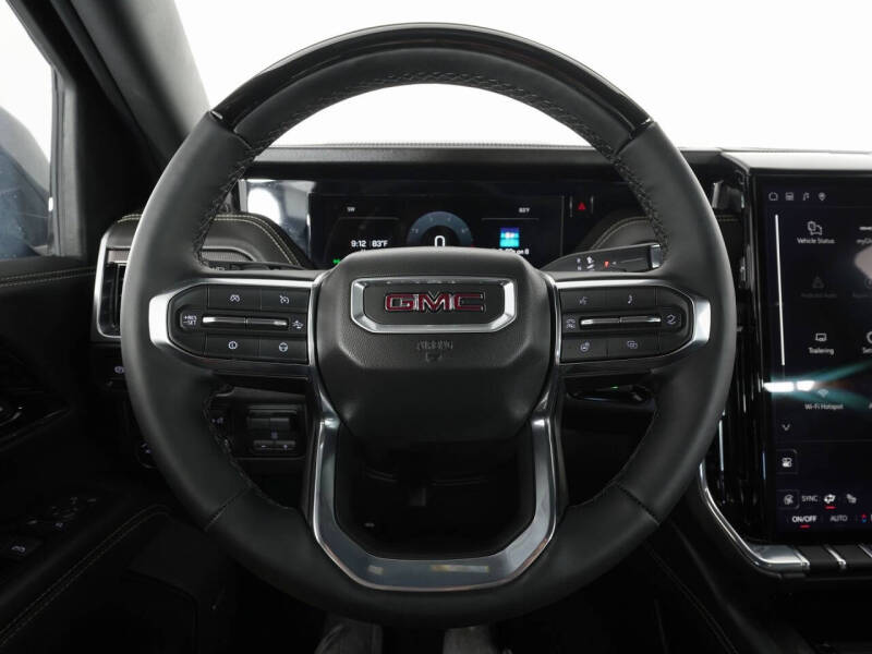 2025 GMC Yukon Elevation