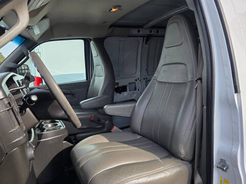 2019 Chevrolet Express 2500