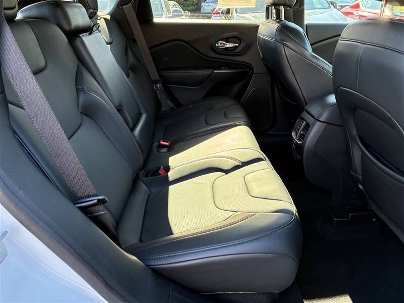 2021 Jeep Cherokee Trailhawk