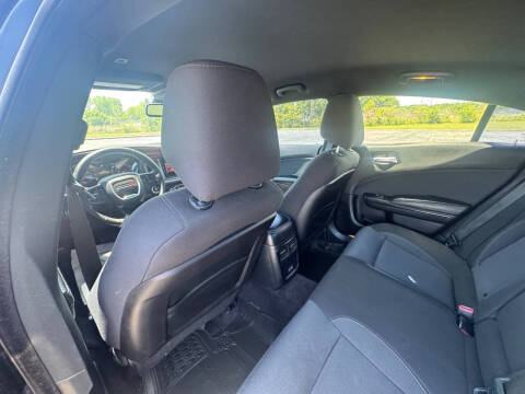 2017 Dodge Charger SE