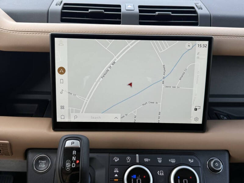 2025 Land Rover Defender 110 P400 S