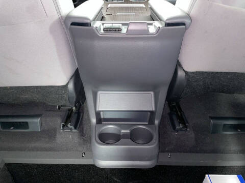 2023 Toyota Sienna LE 8-Passenger