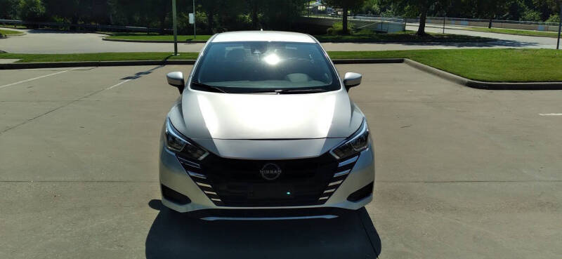 2023 Nissan Versa SV