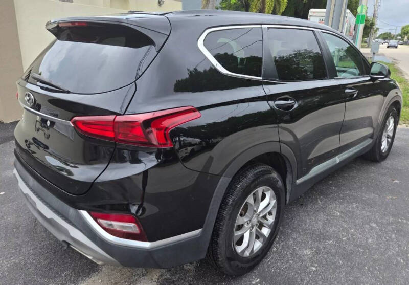 2020 Hyundai Santa Fe SE