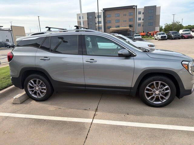 2023 GMC Terrain SLT