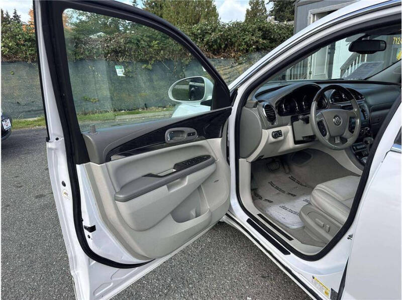 2016 Buick Enclave Leather