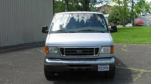 2004 Ford E-Series Chassis