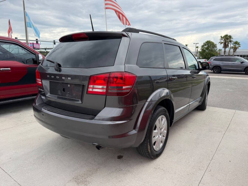 2020 Dodge Journey SE Value