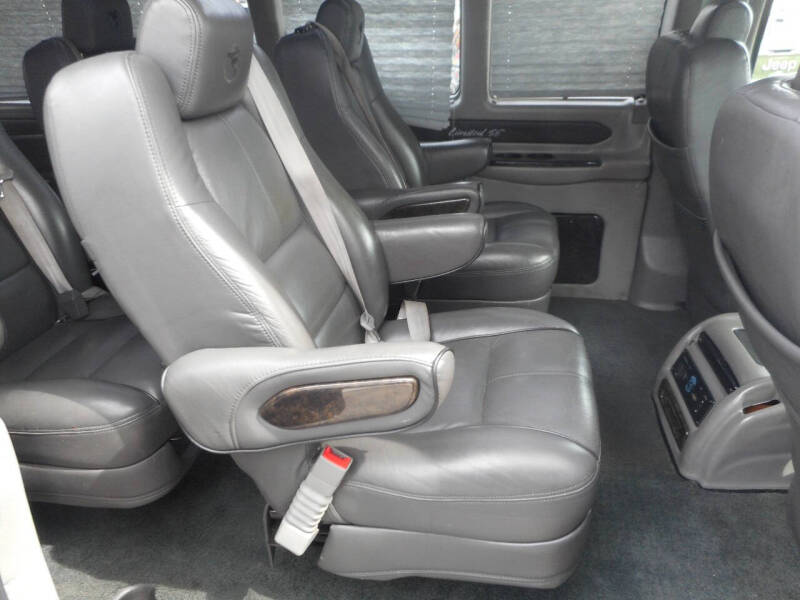 2019 GMC Savana 2500