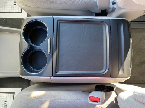 2017 Toyota Sienna LE 7-Passenger