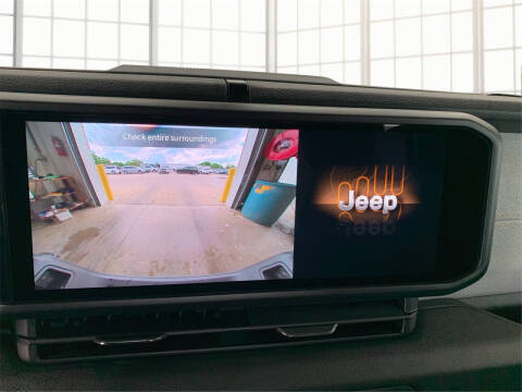 2025 Jeep Gladiator Sport