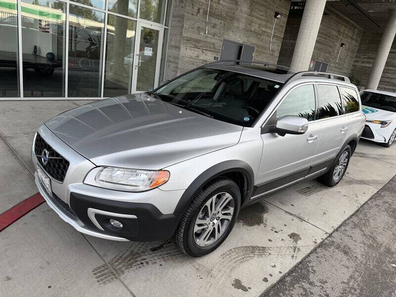 2015 Volvo XC70 T5 Drive-E Premier