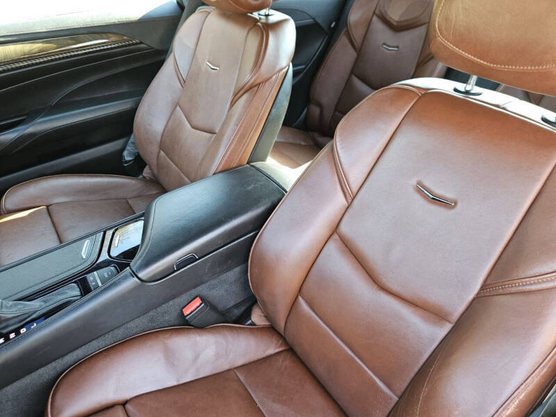 2014 Cadillac ELR