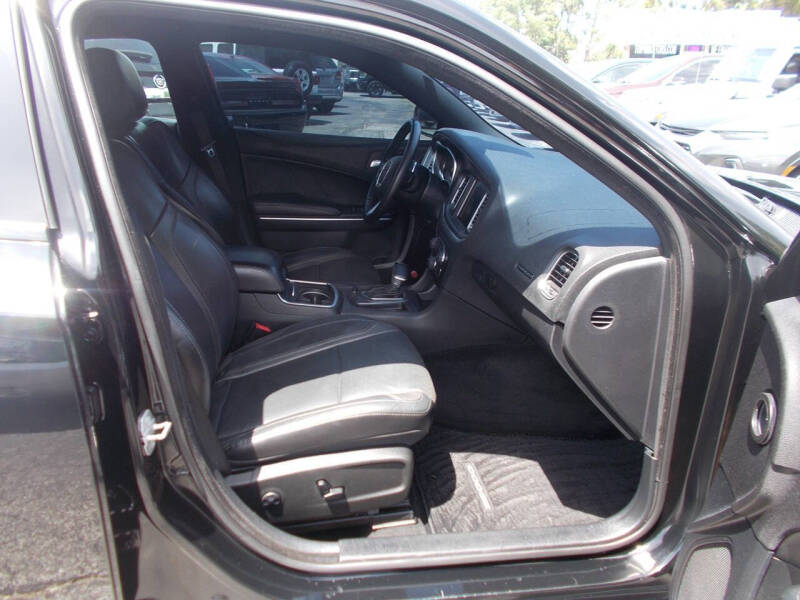 2015 Dodge Charger SXT
