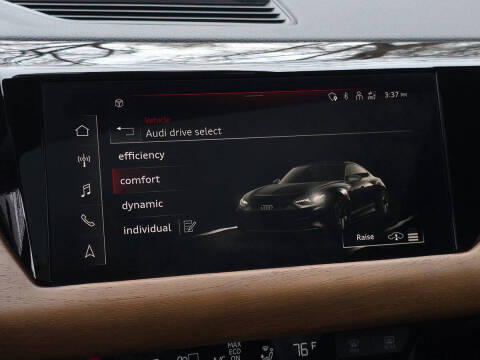 2022 Audi e-tron GT quattro Premium Plus