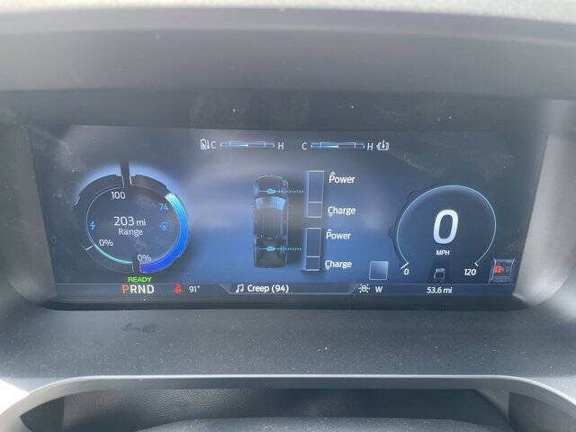 2025 Ford F-150 Lightning Flash