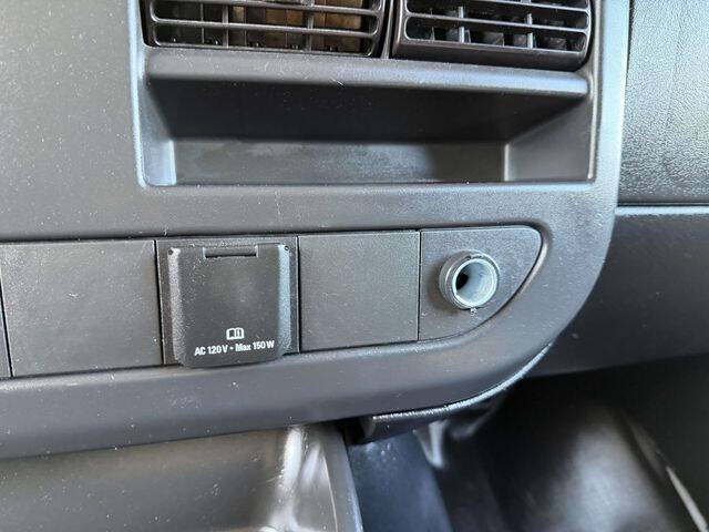 2024 Chevrolet Express 2500