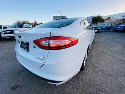 2013 Ford Fusion Hybrid SE