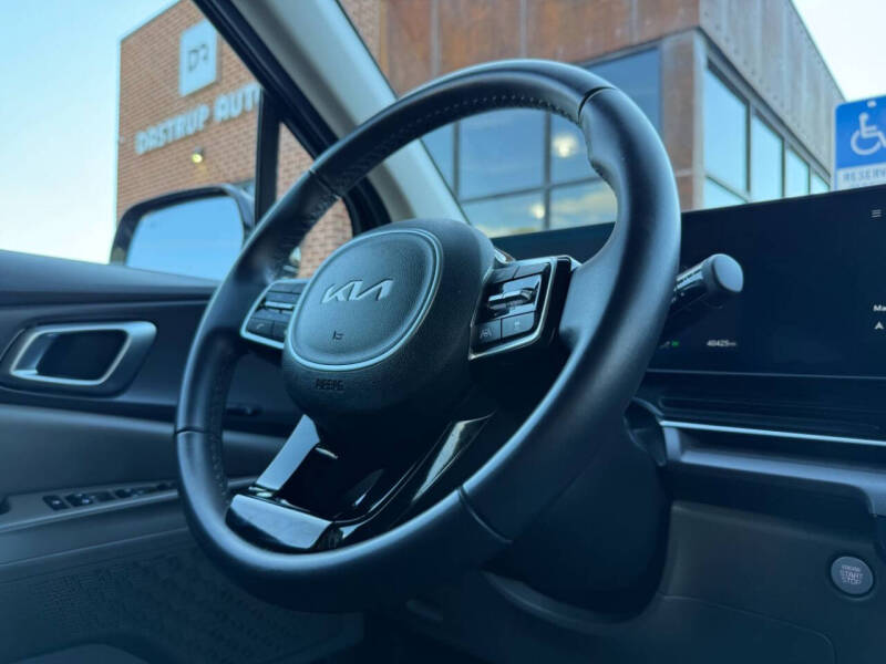 2025 Kia Carnival Hybrid SX