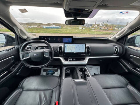 2025 Ford Expedition MAX Platinum