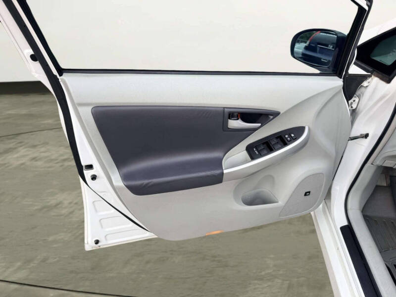 2010 Toyota Prius V