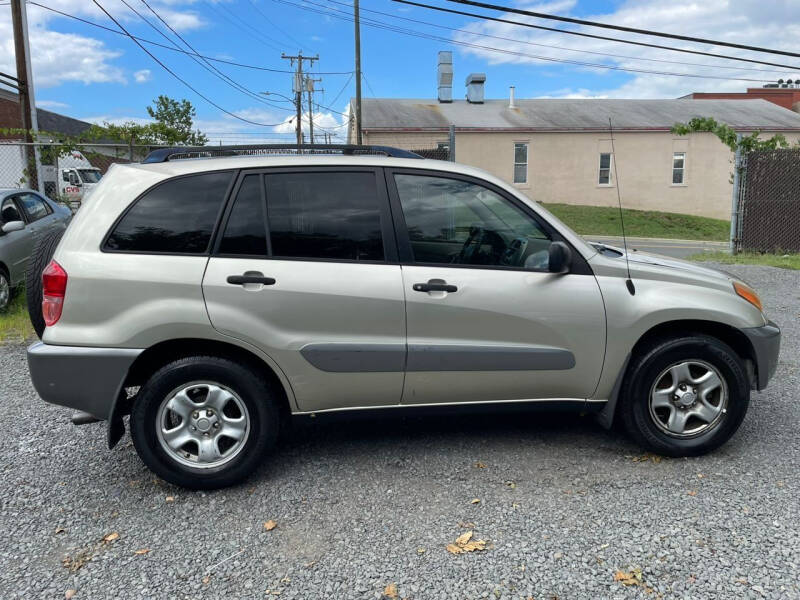 2003 Toyota RAV4 Base photo 6