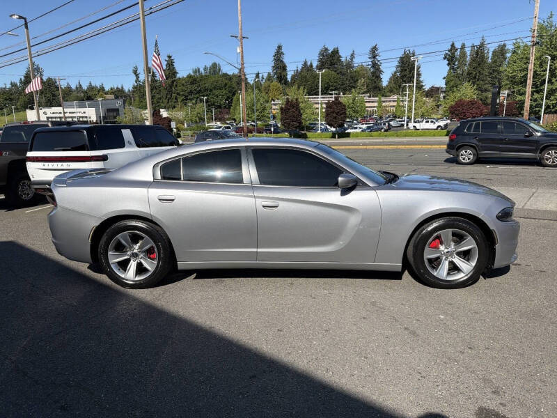2015 Dodge Charger SE