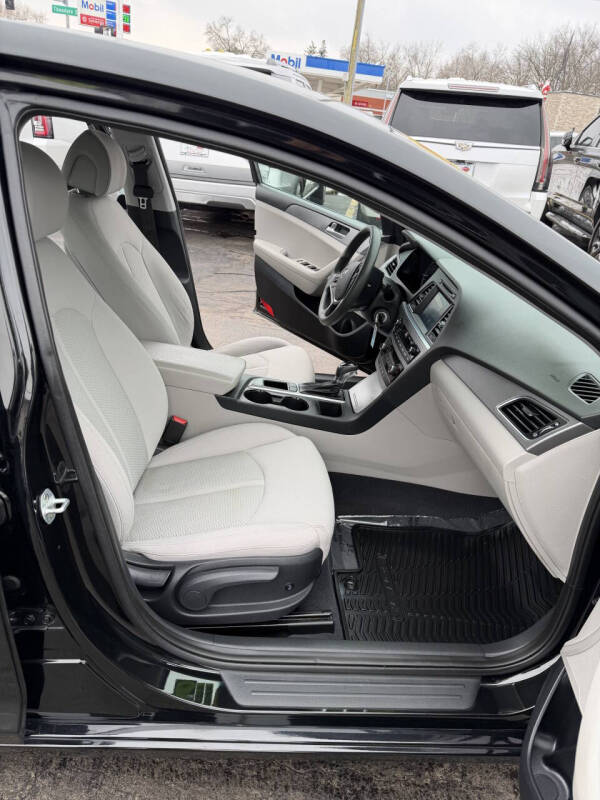 2016 Hyundai Sonata SE