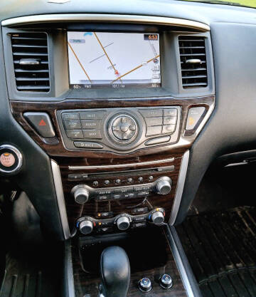 2014 Nissan Pathfinder Platinum