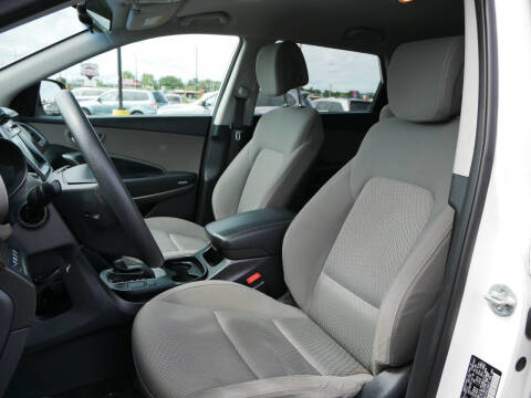 2017 Hyundai Santa Fe SE