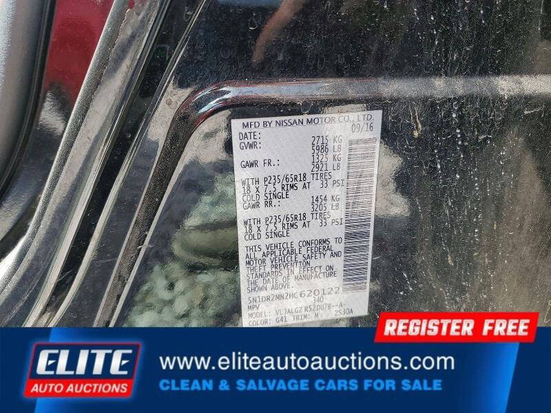 2017 Nissan Pathfinder SL