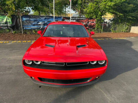 2022 Dodge Challenger SXT