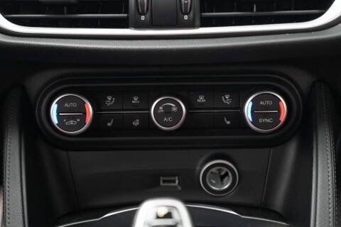 2022 Alfa Romeo Stelvio Sprint