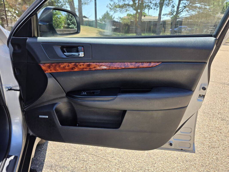 2012 Subaru Outback 3.6R Limited