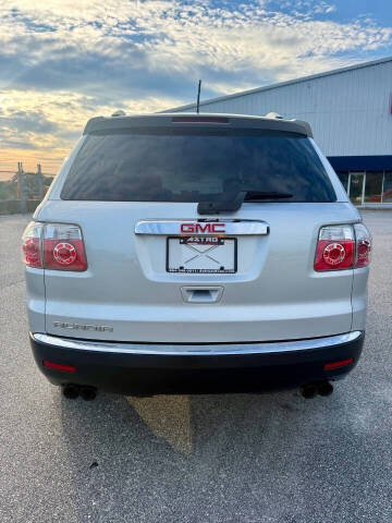 2011 GMC Acadia SL
