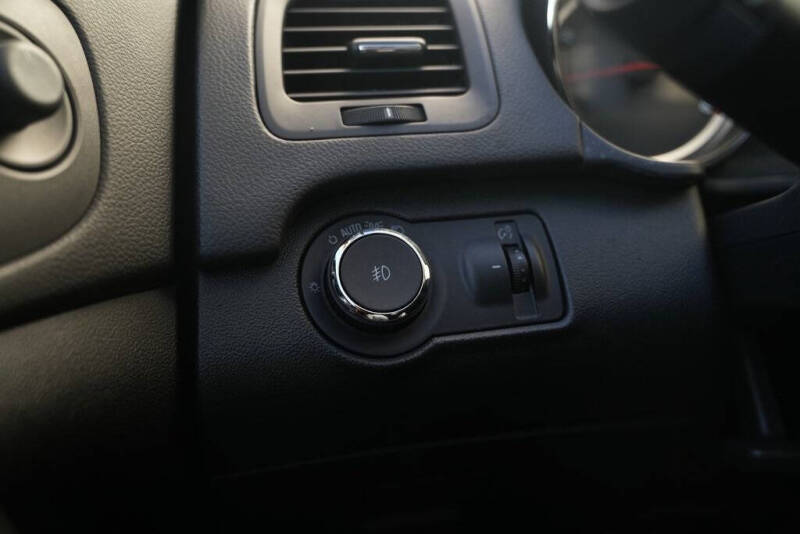 2013 Buick Regal Premium 1