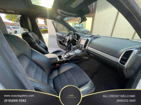 2013 Porsche Cayenne GTS