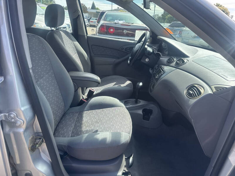 2003 Ford Focus ZX5