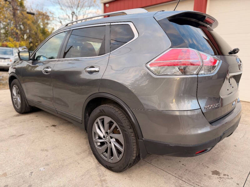 2016 Nissan Rogue SV
