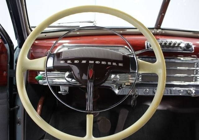 1946 Oldsmobile Ninety-Eight