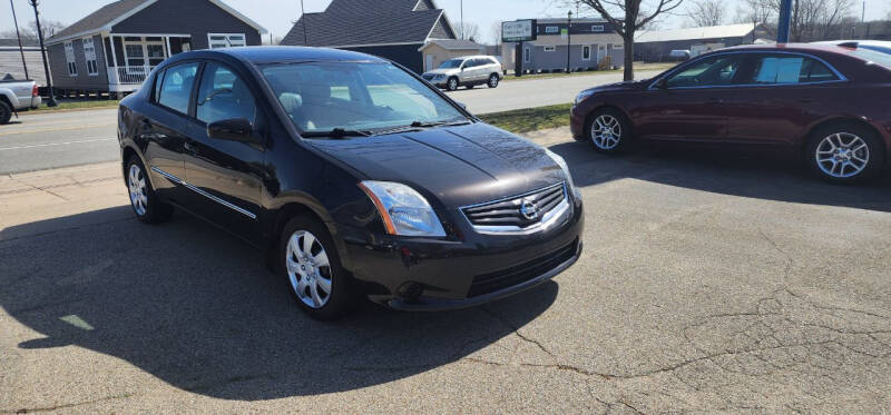 2011 Nissan Sentra S photo 2