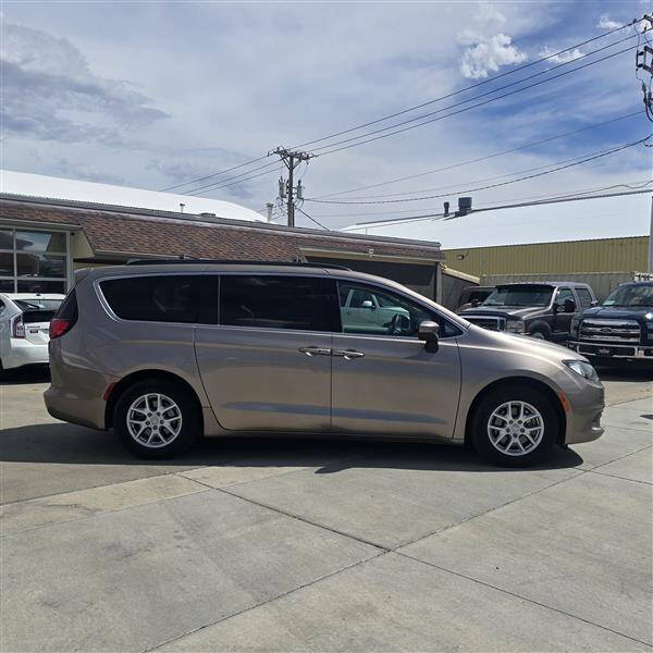 2017 Chrysler Pacifica Touring